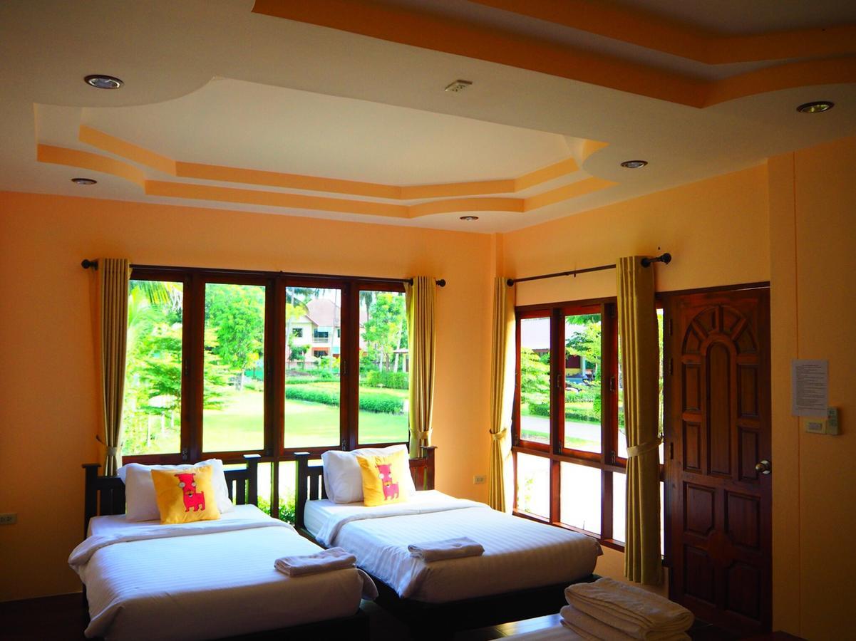 Hotel Bansuansiriwat Ban Tak Exterior foto